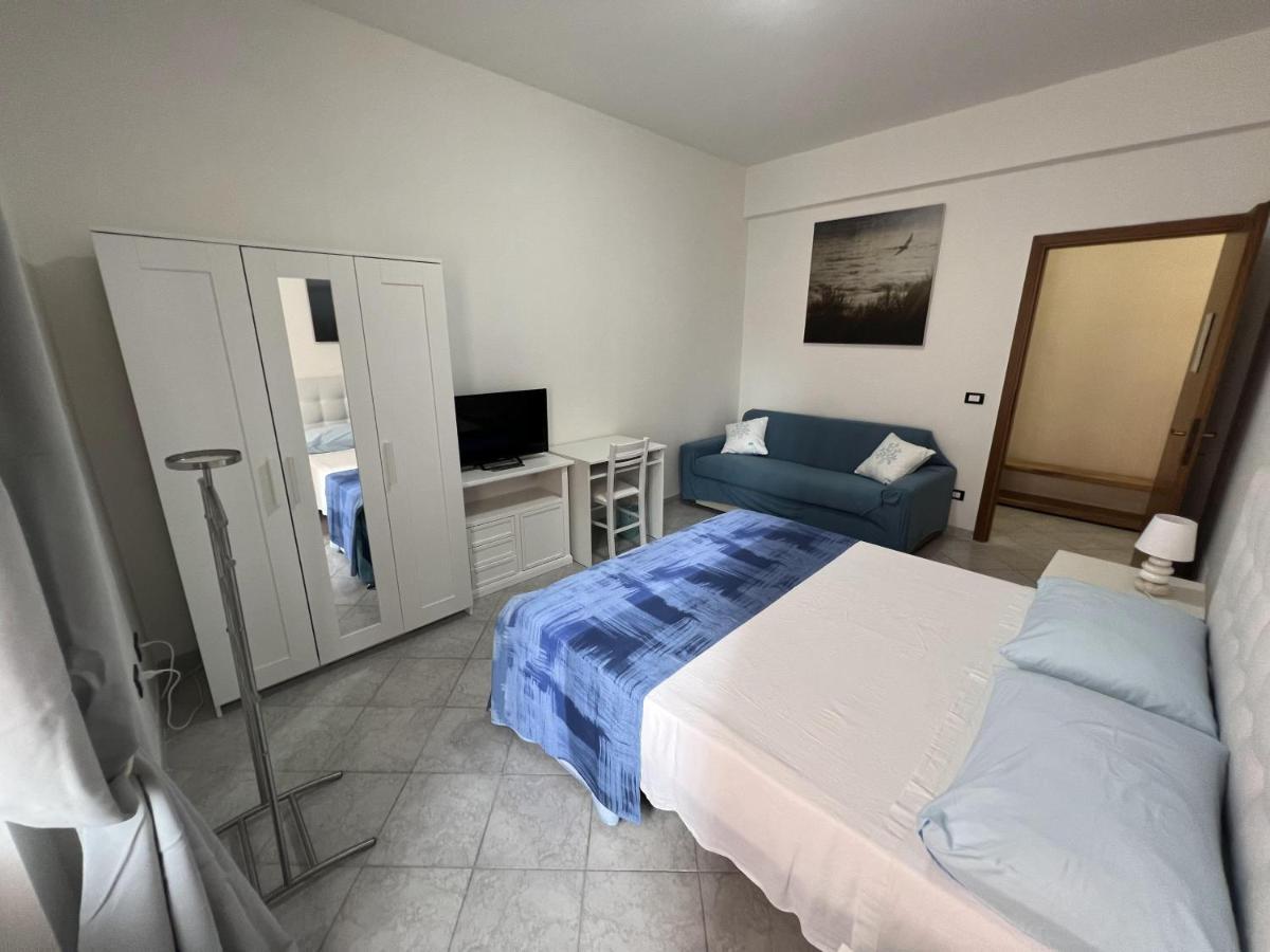 Bed And Breakfast Mare Blu 치비타베키아 외부 사진